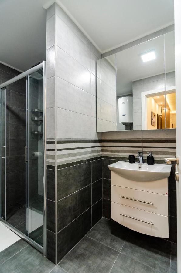 Apartman Mdb Lux Subotica Exterior foto