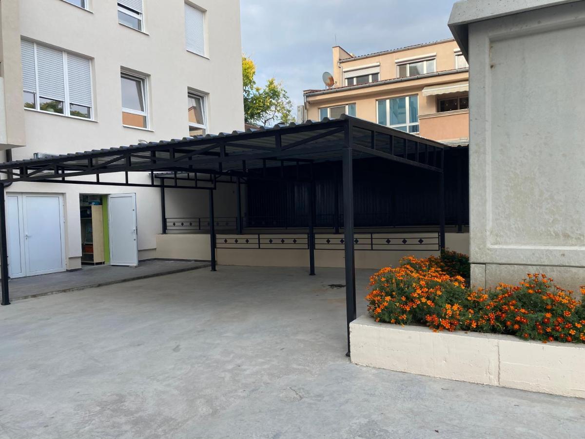 Apartman Mdb Lux Subotica Exterior foto