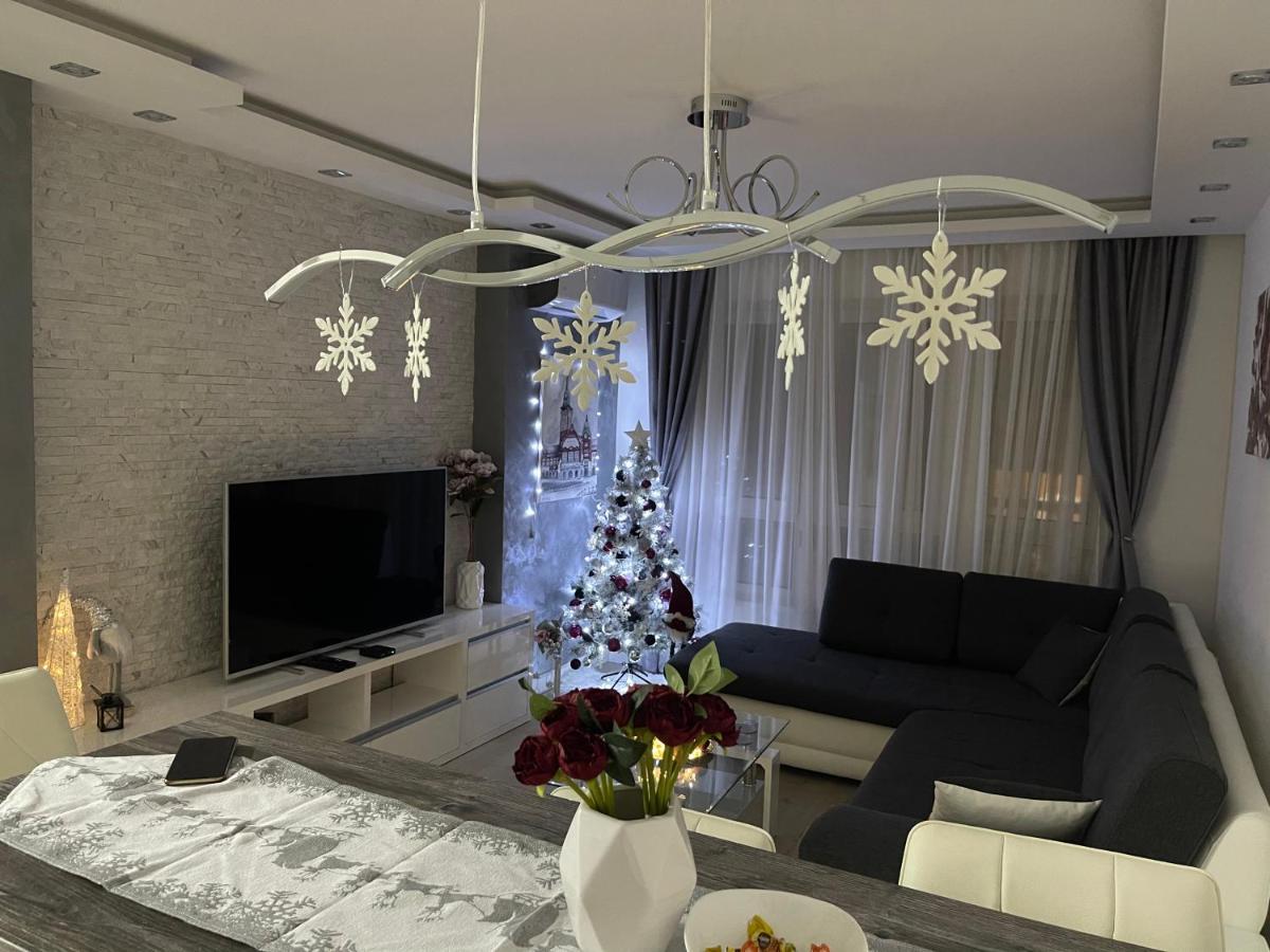 Apartman Mdb Lux Subotica Exterior foto